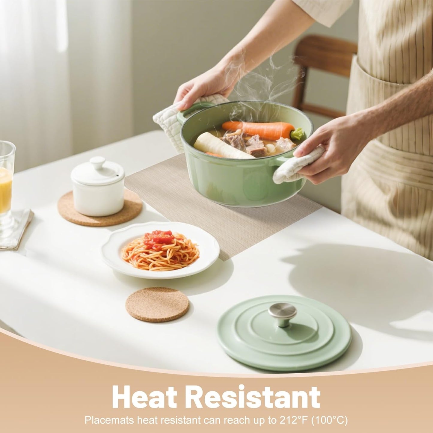 Placemats Set of 6，Non-Slip PVC Weave Table Mats Easy to Clean，Heat Resistant Place Mats for Kitchen Dining Table Decoration Indoor Outdoor，Beige White