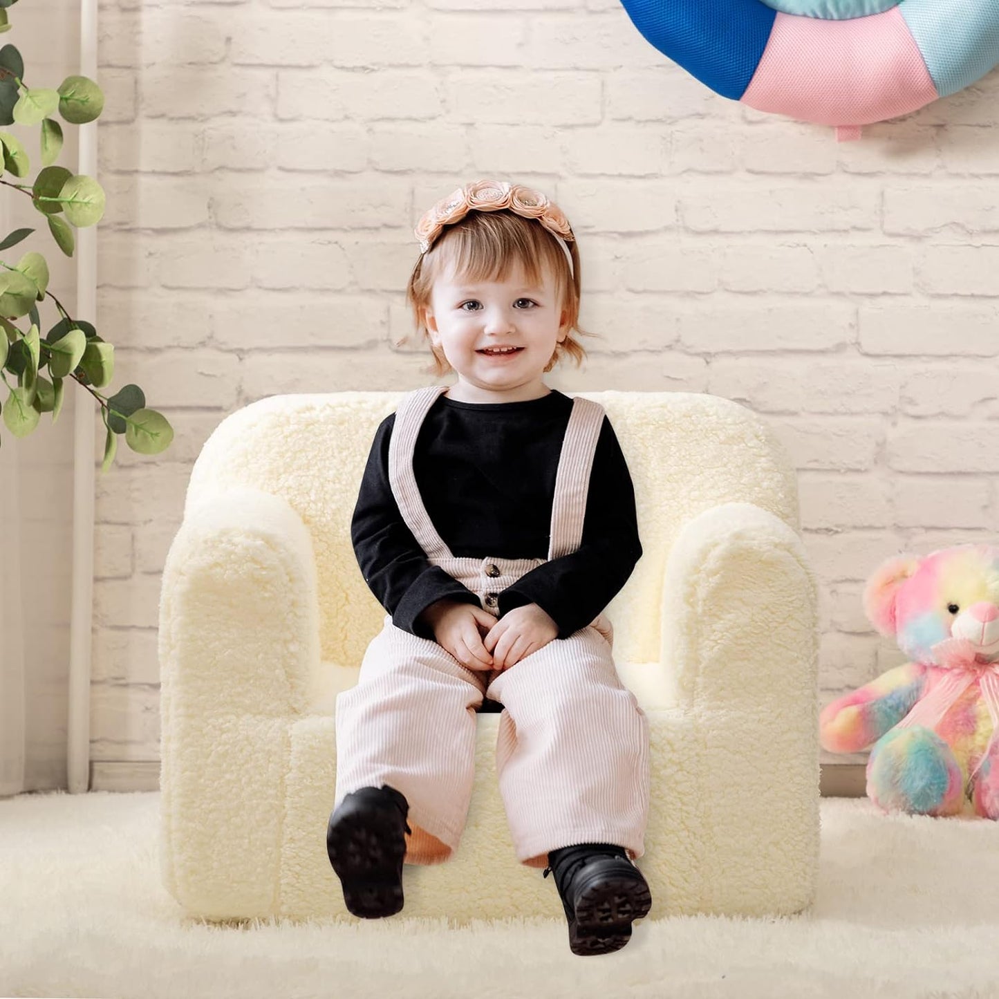 ALIMORDEN Kids Ultra-Soft Snuggle Foam Filled Chair, Toddler Cuddly Sherpa Reading Couch for Boys and Girls, Cream