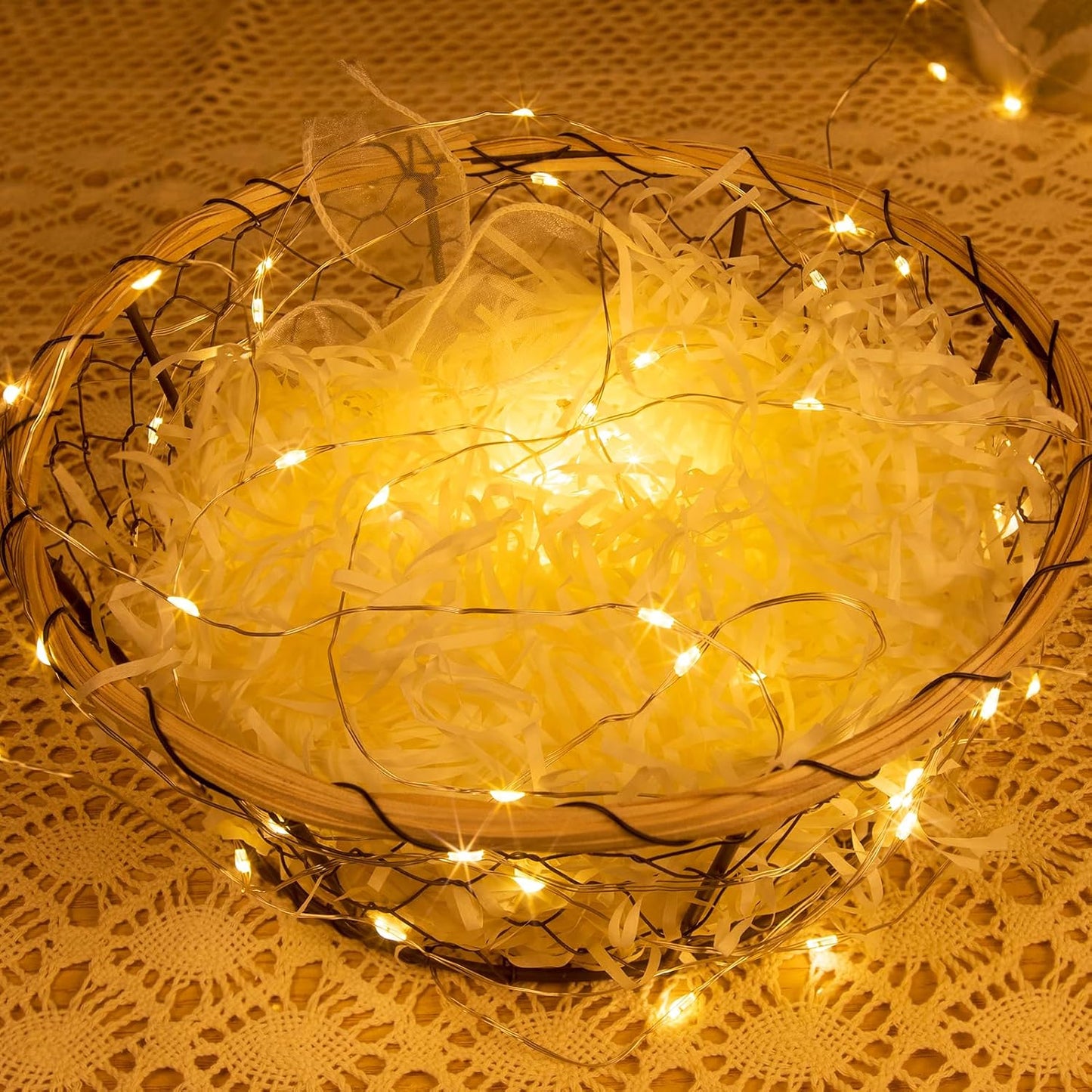Solar String Lights for Outside,200FT 600 LEDs Solar Fairy Lights,Waterproof 8 Modes Button Outdoor String Light for Patio Garden Backyard Tree Wedding Christmas,Silver Wire,Warm White