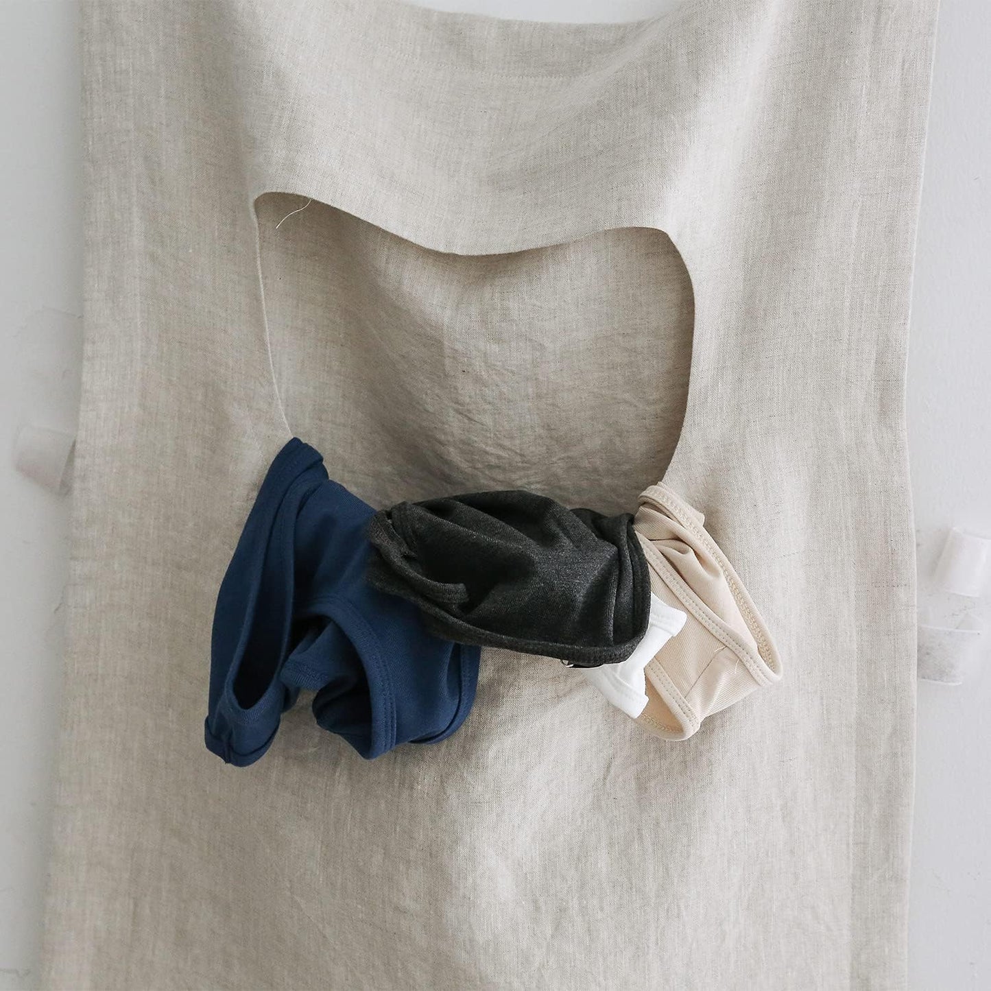 Amazhiyu 100% Linen Door Hanging Laundry Hamper Bag, 19x27 Inches (Linen)