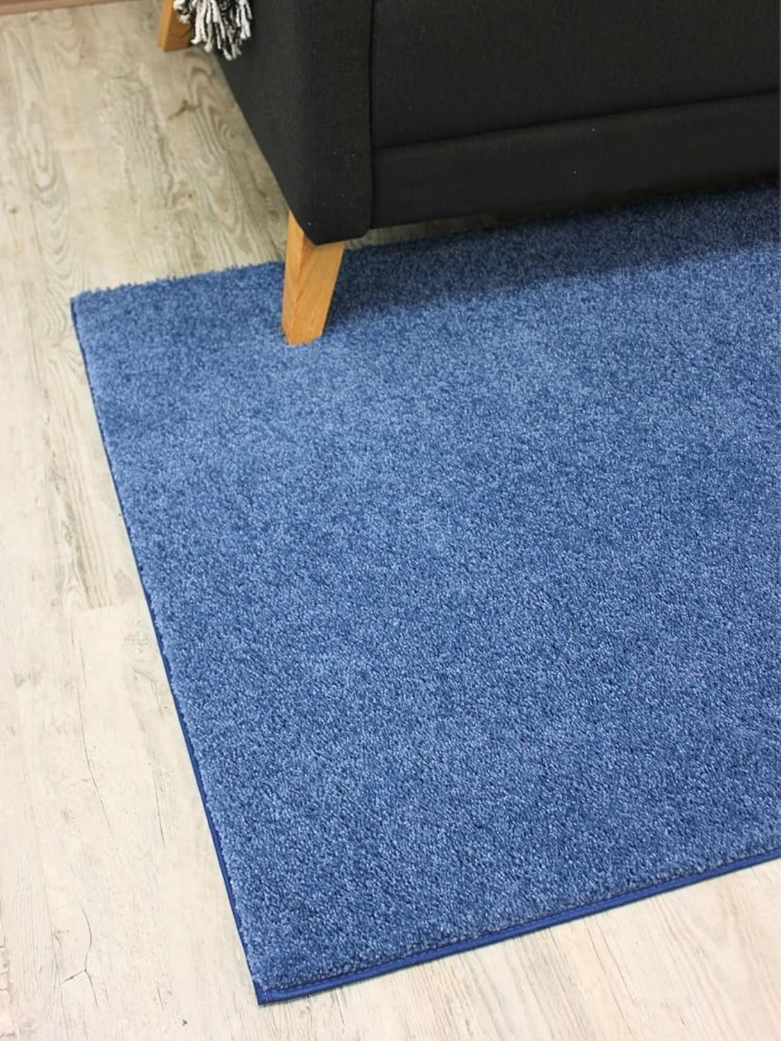 KOECKRITZ Soft and Colorful Kids Classroom Area Rugs (Passes Flammability Pill Test) Many Sizes and Bright Colors to Select from (3' Round, Royal)