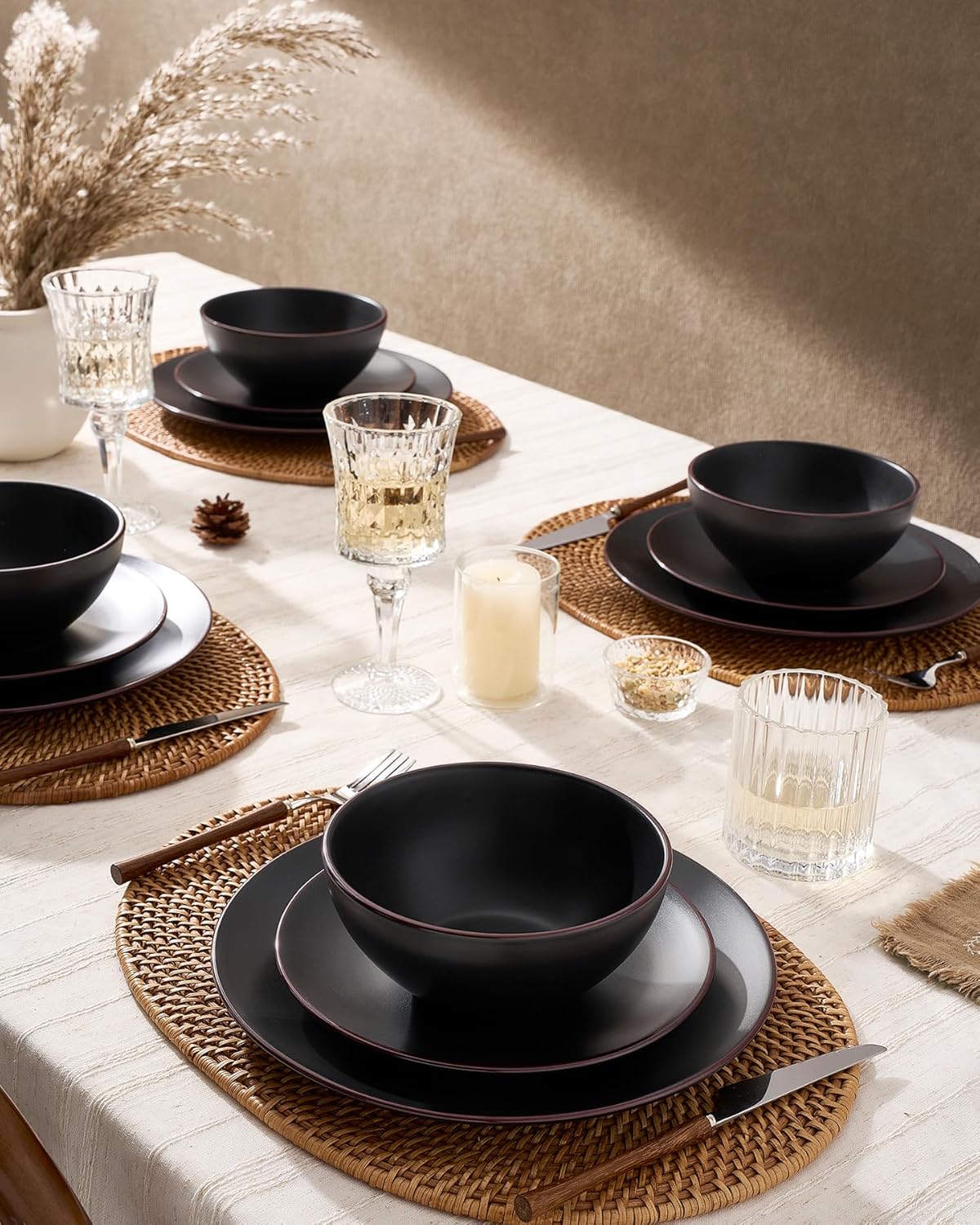 Famiware Venus Ceramic Plates and Bowls Sets, Dinnerware Dish Sets for 8 (24 Pieces) - Microwave and Dishwasher Safe, Matte Black