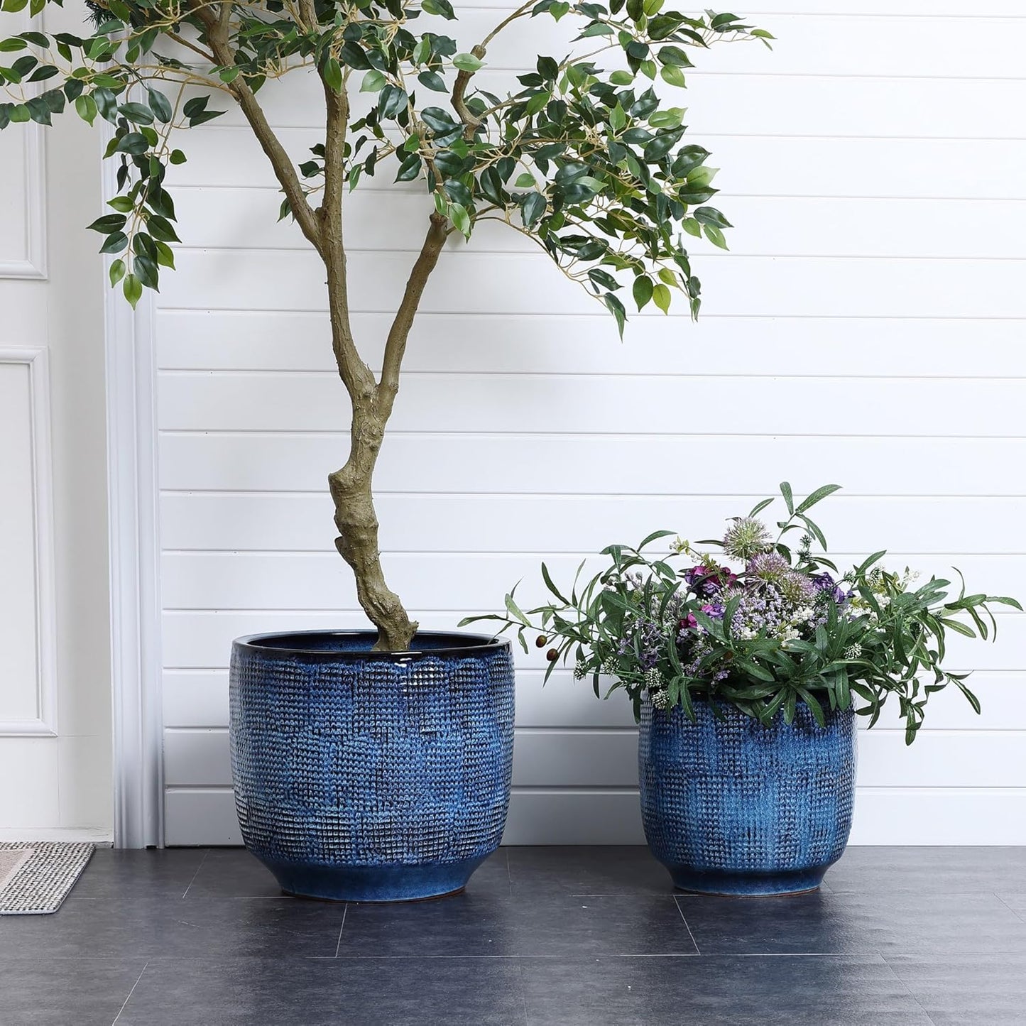 LuxenHome Ocean Blue 12-Inch Dia Round Ceramic Planter Pot with Drainage Hole and Rubber Plug, Modern Gradient Glaze Plant Pot, Decorative Flower Garden Pot for Indoor Outdoor Plants